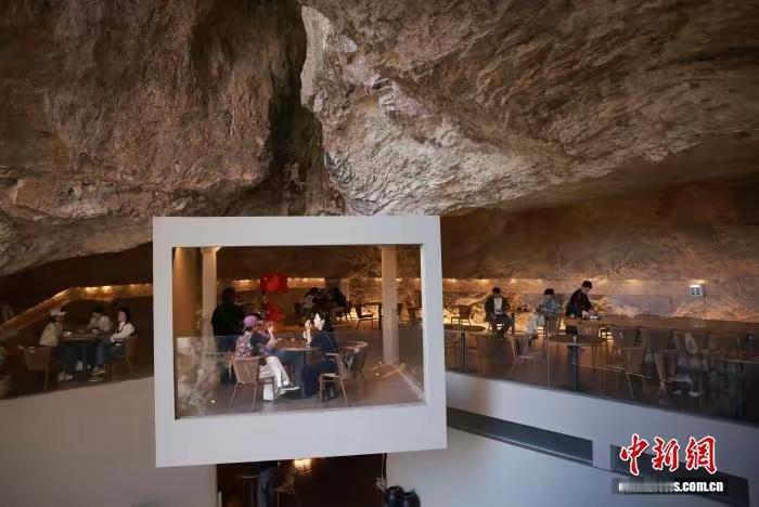 1. 雁荡山悬崖咖啡摘得室内设计界“奥斯卡”的原因：雁荡山“悬崖coffee”“