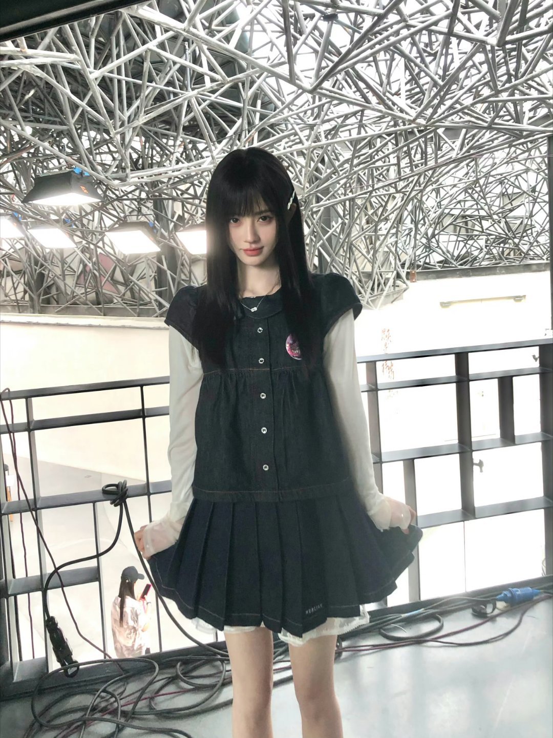 jjy鞠婧祎阿黛 jjy鞠婧祎苏绿夏 “你是被光偏爱的，你的名字燃起我永恒的春季