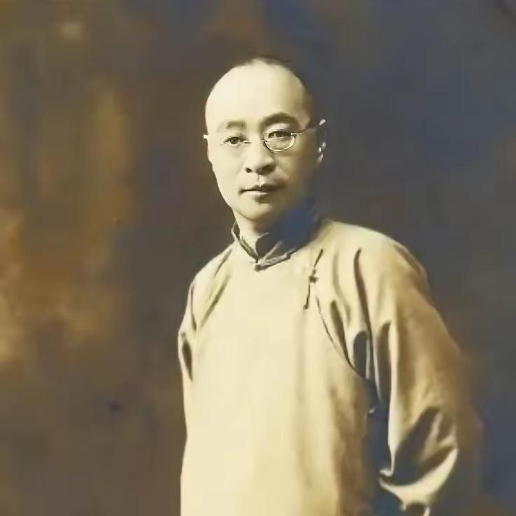 1929 年，汪精卫的岳母病重，南京城的西医名医轮番上阵，愣是束手无策。急得团团