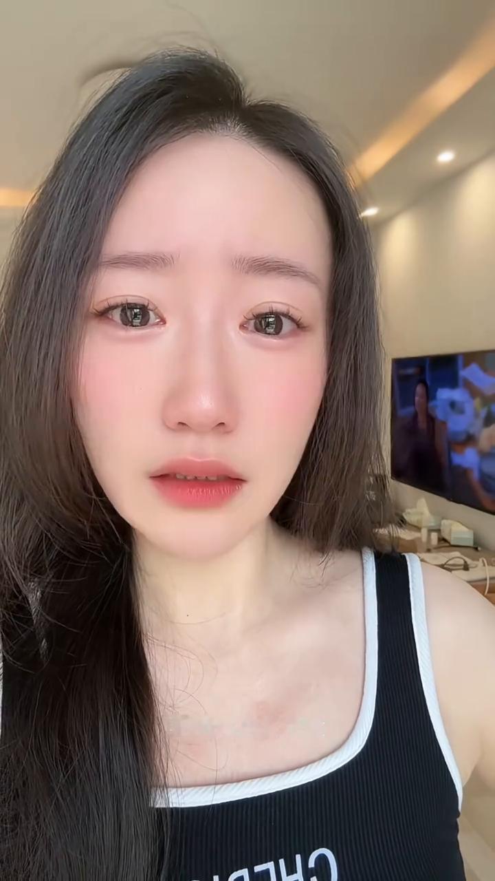 上班在家炒股本金五万，目标一百万，今日亏损一千九，回本之路三万，不知道你们都挣钱