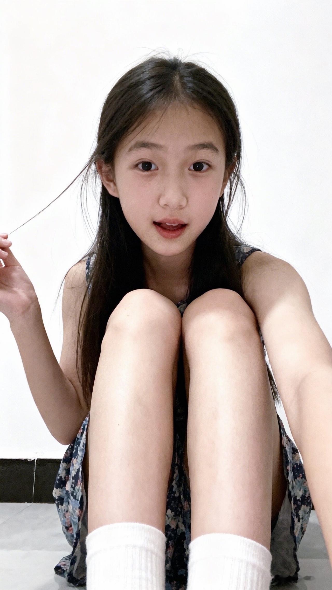 放松一下[送自己一朵花]分享小姐姐的美照 分享一下你随手拍的照片吧