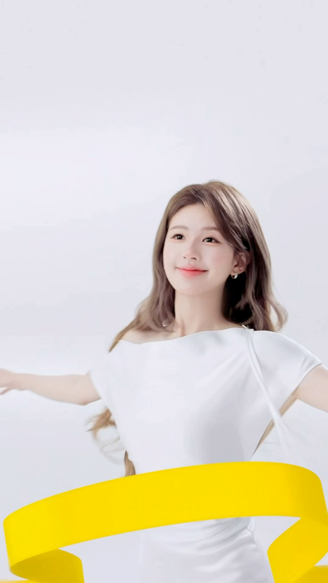 自由点品牌史上首位全球品牌代言人，花落赵露思🎉这份含金量十足的认可，既是品牌的