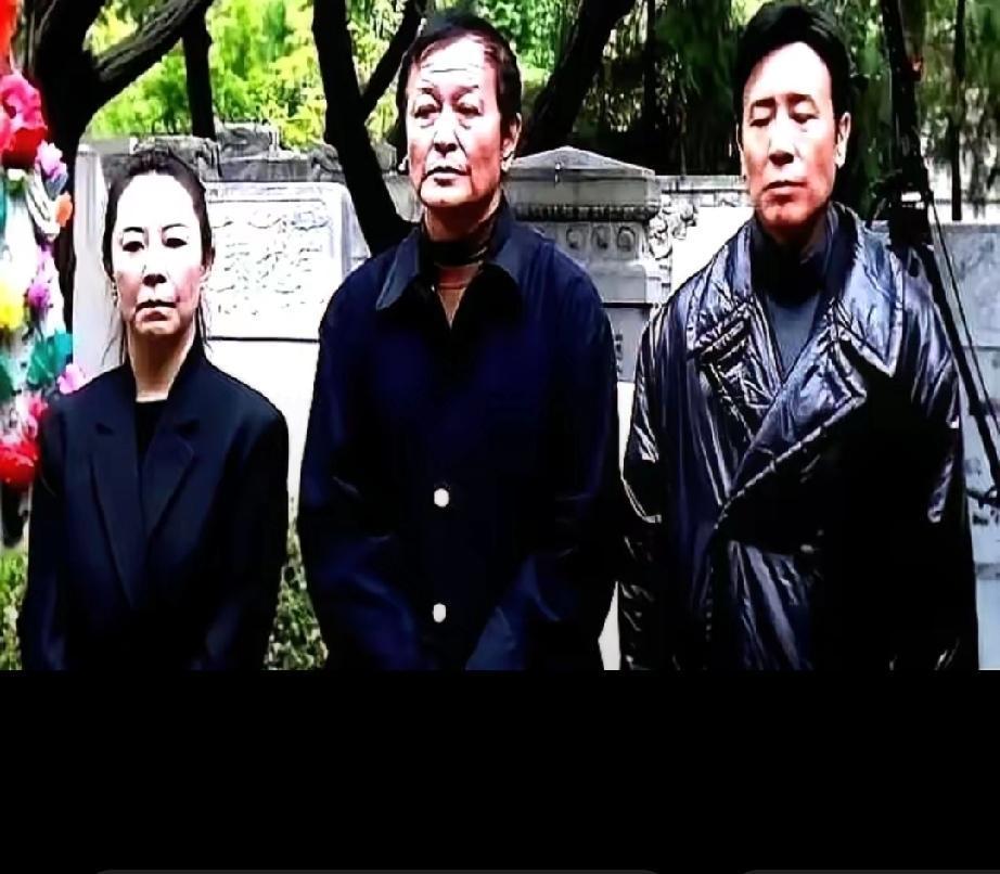 电影《沉默的荣耀》上映，感动时刻，
记住英雄吴石传承记忆。
看哭了！临刑前把机密