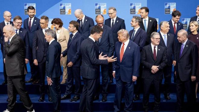 美国还能靠什么手段深度控制欧洲。
 欧美看似是价值观一致的盟友体系，但本质上是美