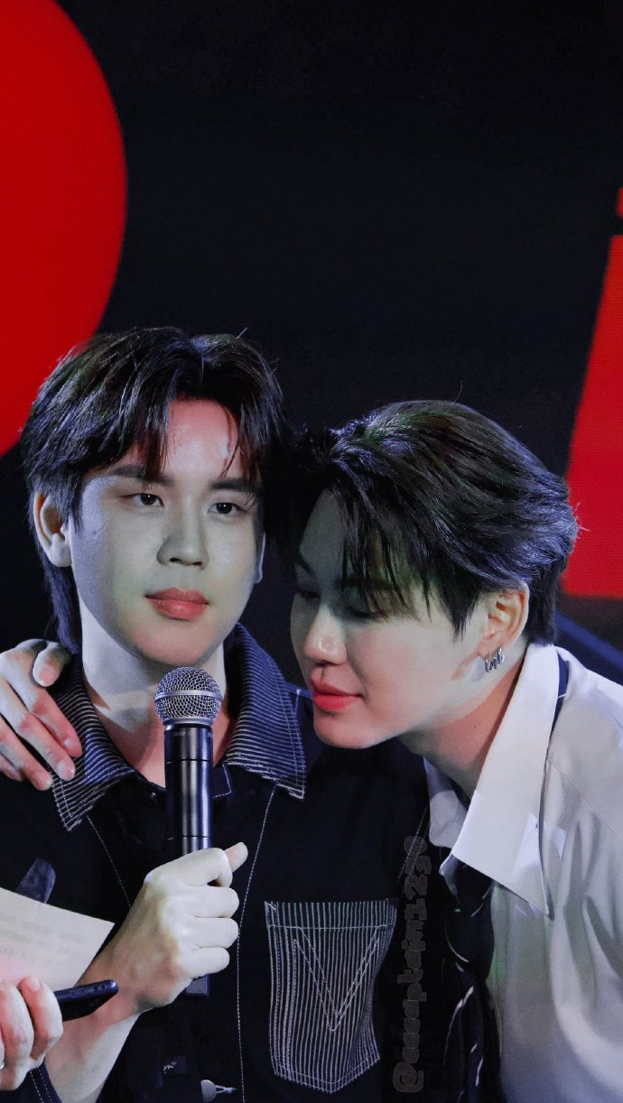 罗马这两天吃的太好了……不想结束……就怕一回去俩人又要消失了…… 