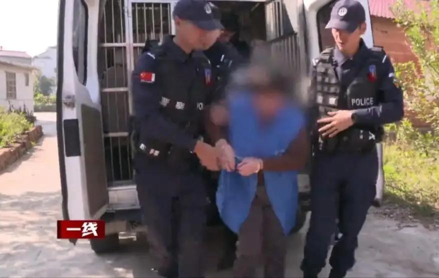 江西鹰潭，女子生理期内，丈夫强行与她发生关系，女子非常气愤。回想起丈夫又经常家暴