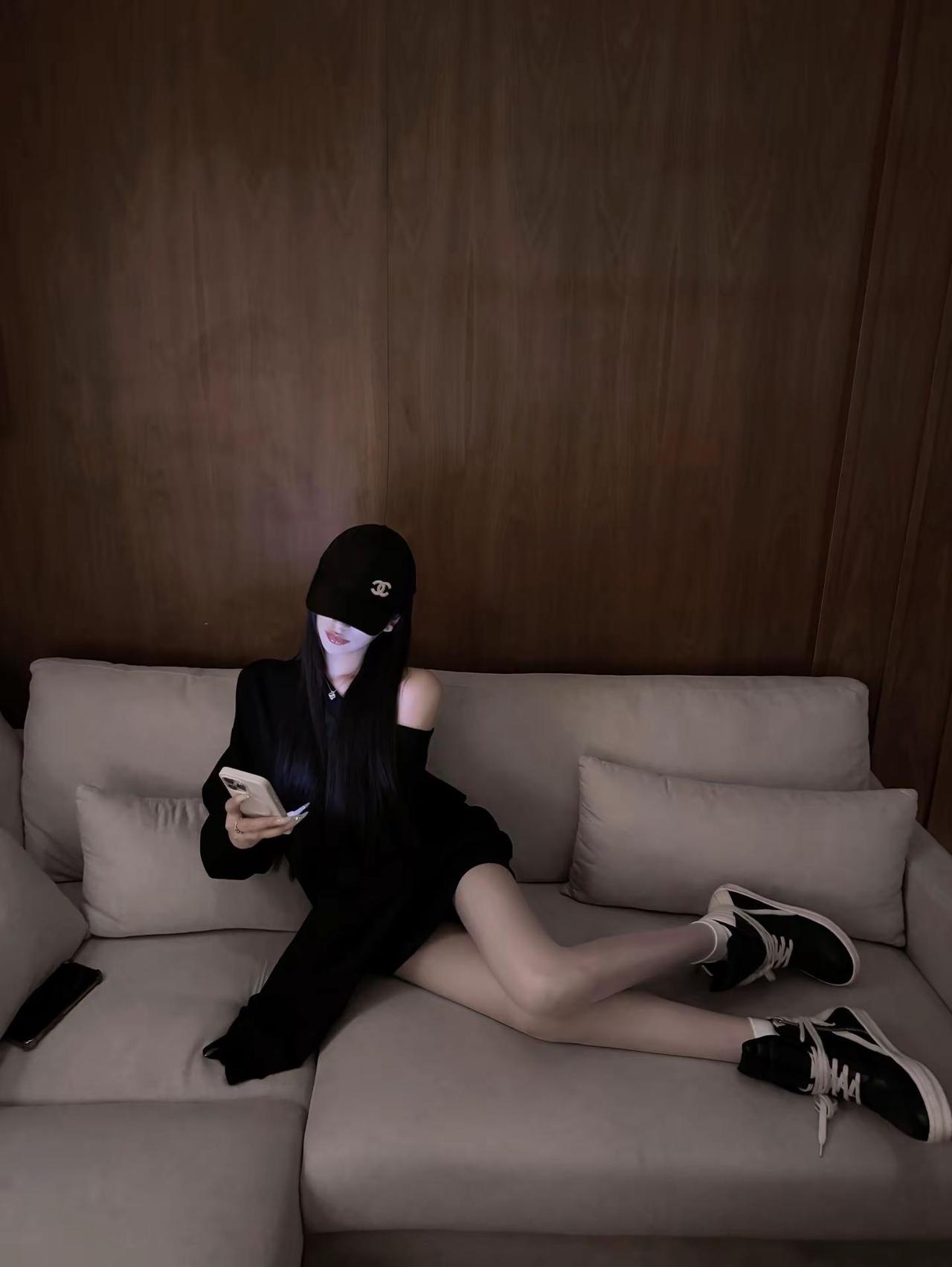 帅的美的也就养养眼 真过日子还得是我们这些真诚的屌丝