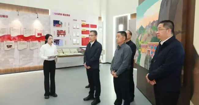 云霄县县长调研卷烟打假工作