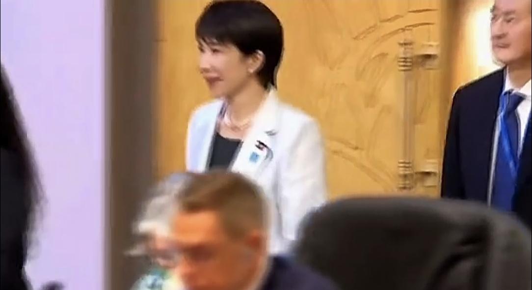 高市早苗又在G20峰会上出洋相
       为期两天的2025G20峰会于当地
