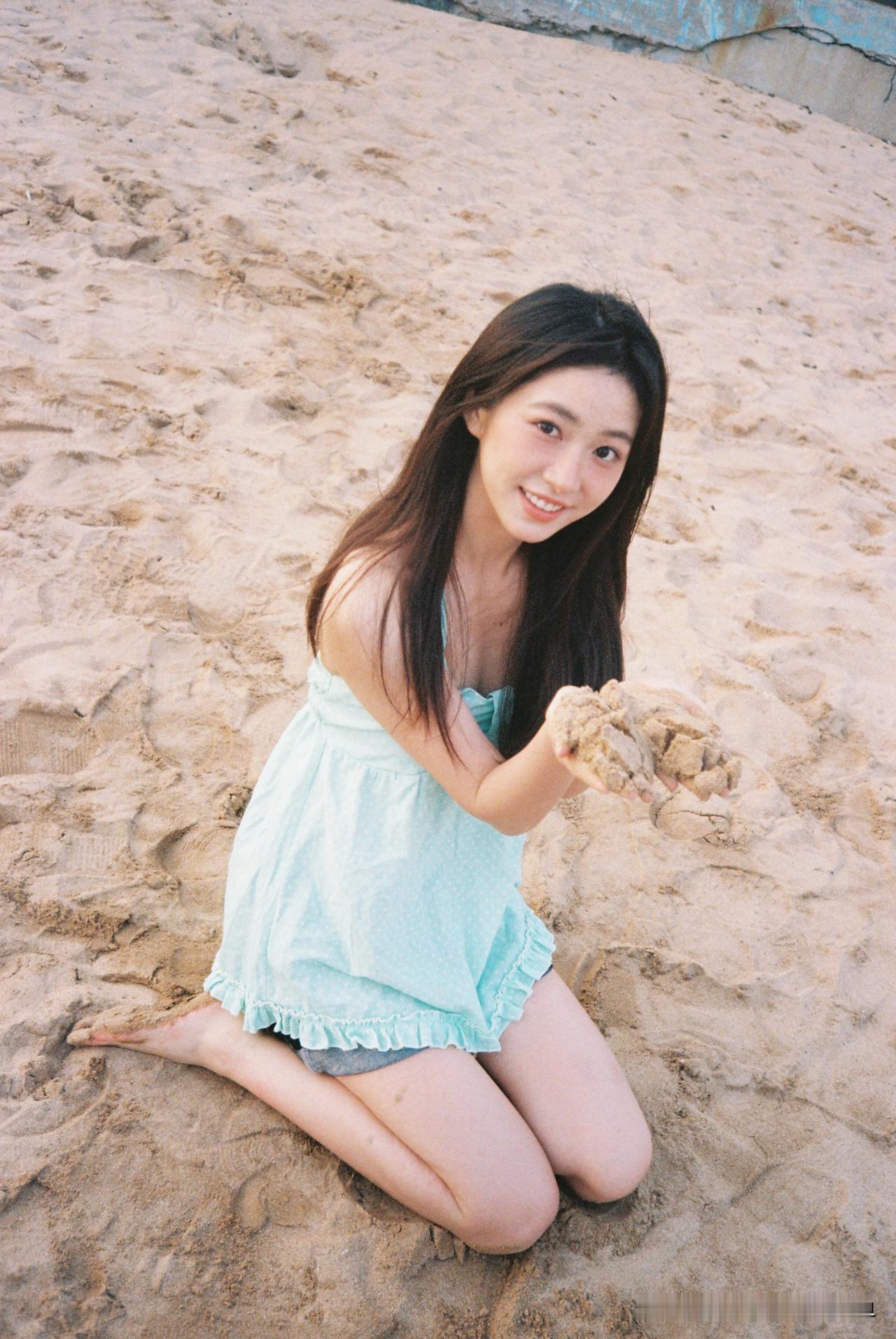 杨肸子分享图片