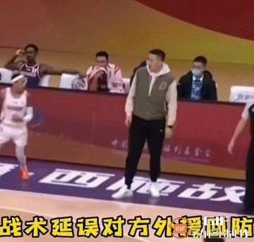 这人主打一个玩小技俩。[捂脸][捂脸][捂脸]