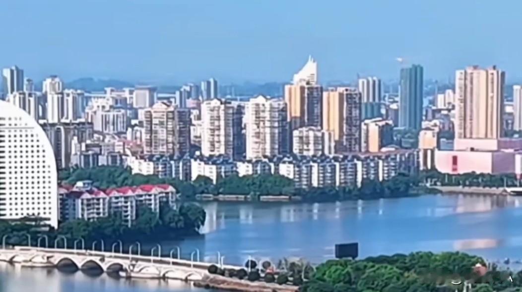 城建焕新万象生辉，都市兴盛繁荣共筑吴都今日美好新篇！