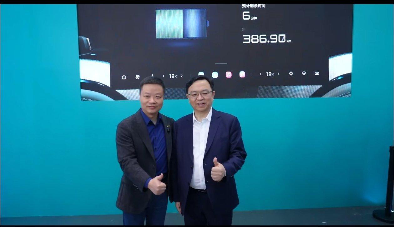 2026北京车展车圈大佬又在友情链接🔗！2026年北京车展，火爆程度正在进行中