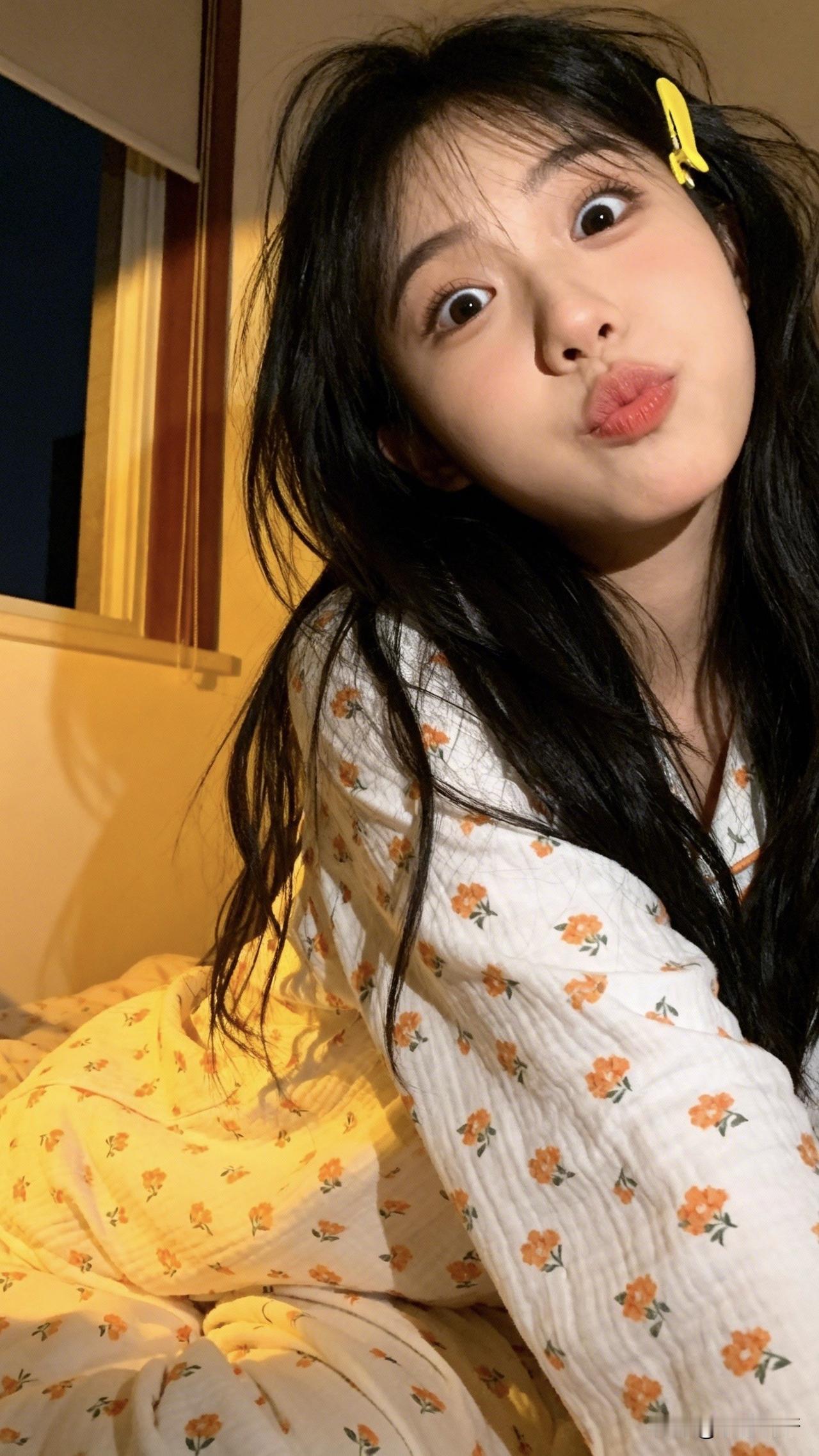 真的要睡了！晚安💤😴～窗明几净终有时，难得落班归来早，洗漱更衣多惬意，闺房自