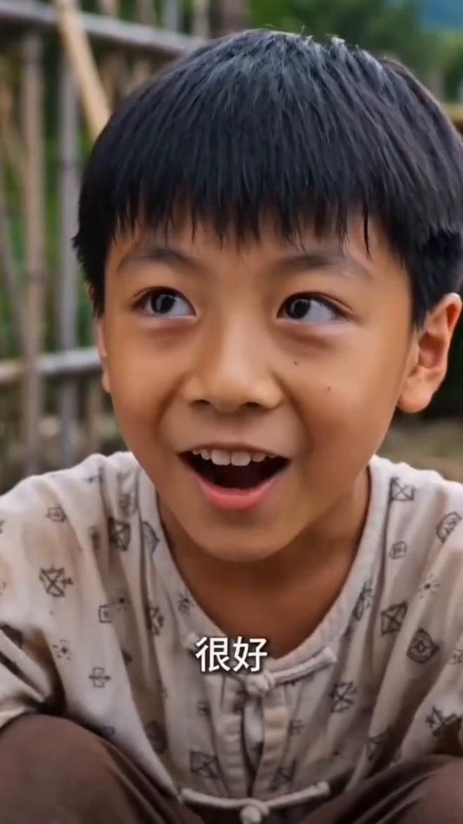 小孩，你教我说中国话，我给你糖吃好不好？好，你跟我一起说。我是小鬼子，我是大笨蛋