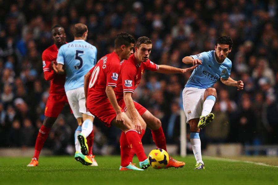 ⚽️ 今日足球资讯 新年第一天足坛就炸了！转会 + 伤病 + 赛事三重暴击，皮皮