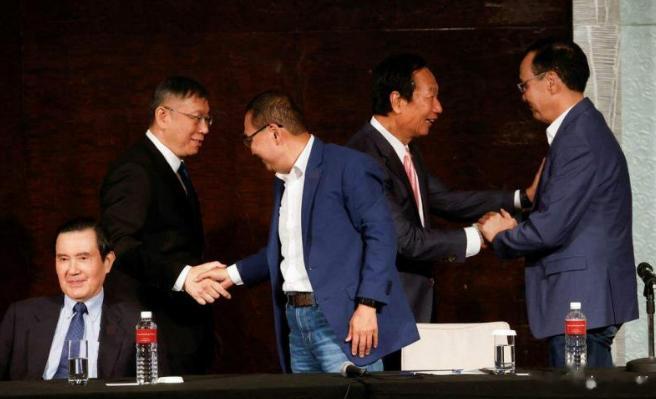 资深媒体人李艳秋评论“蓝白郭”三方最后的整合，她用“三无”表达了她的观感：无尽的