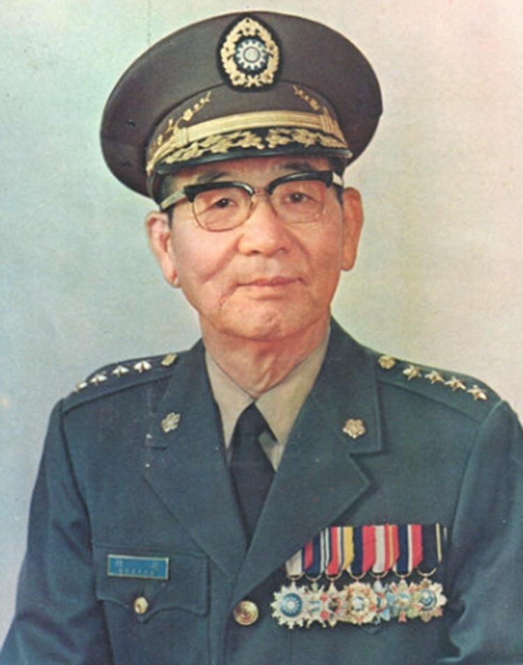 胡琏有多滑头？总体来说，就是：大难时刻，只顾自己生，不管队友的死活。

了解内战