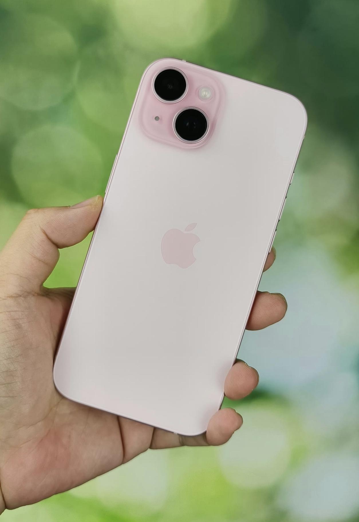 苹果终于扛不住了！iPhone 15全系降价，标准版最高降了801元，Pro系列