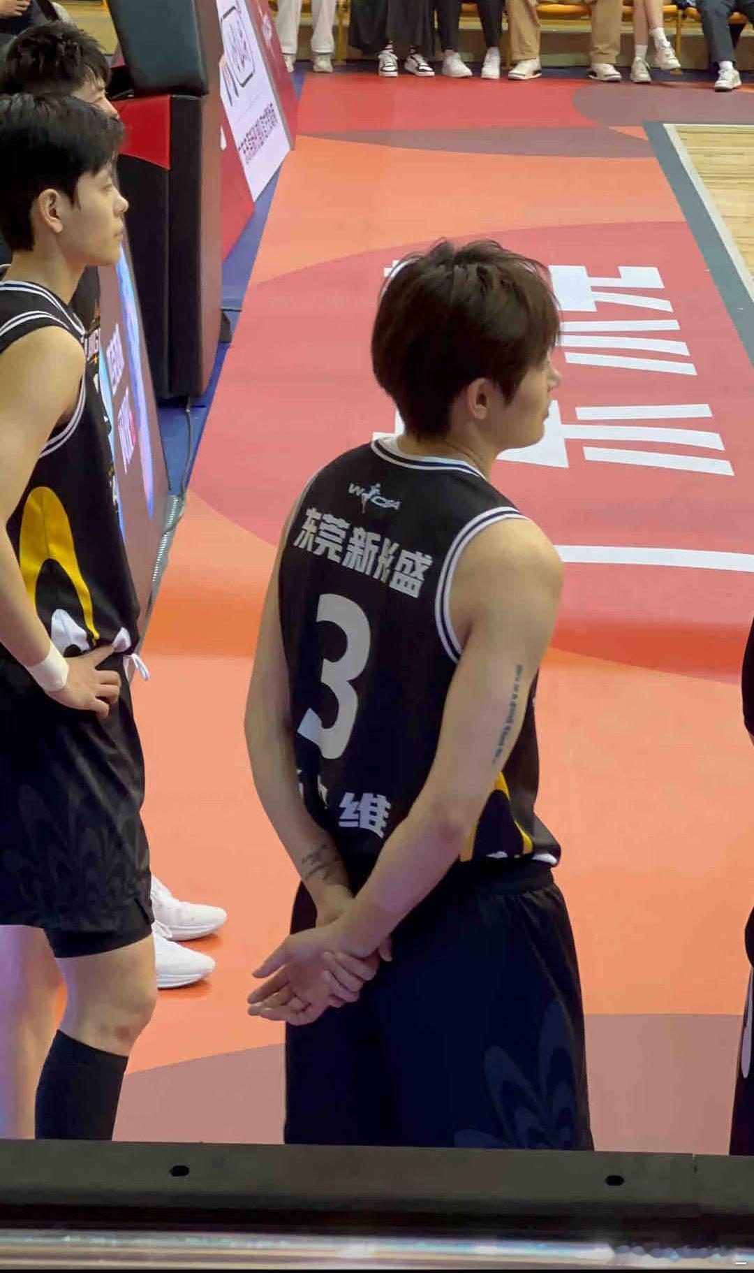 杨力维杨舒予 “²⁰²⁵/₁₂.₂₁  winter ”❄️冬至已至 年末将至 