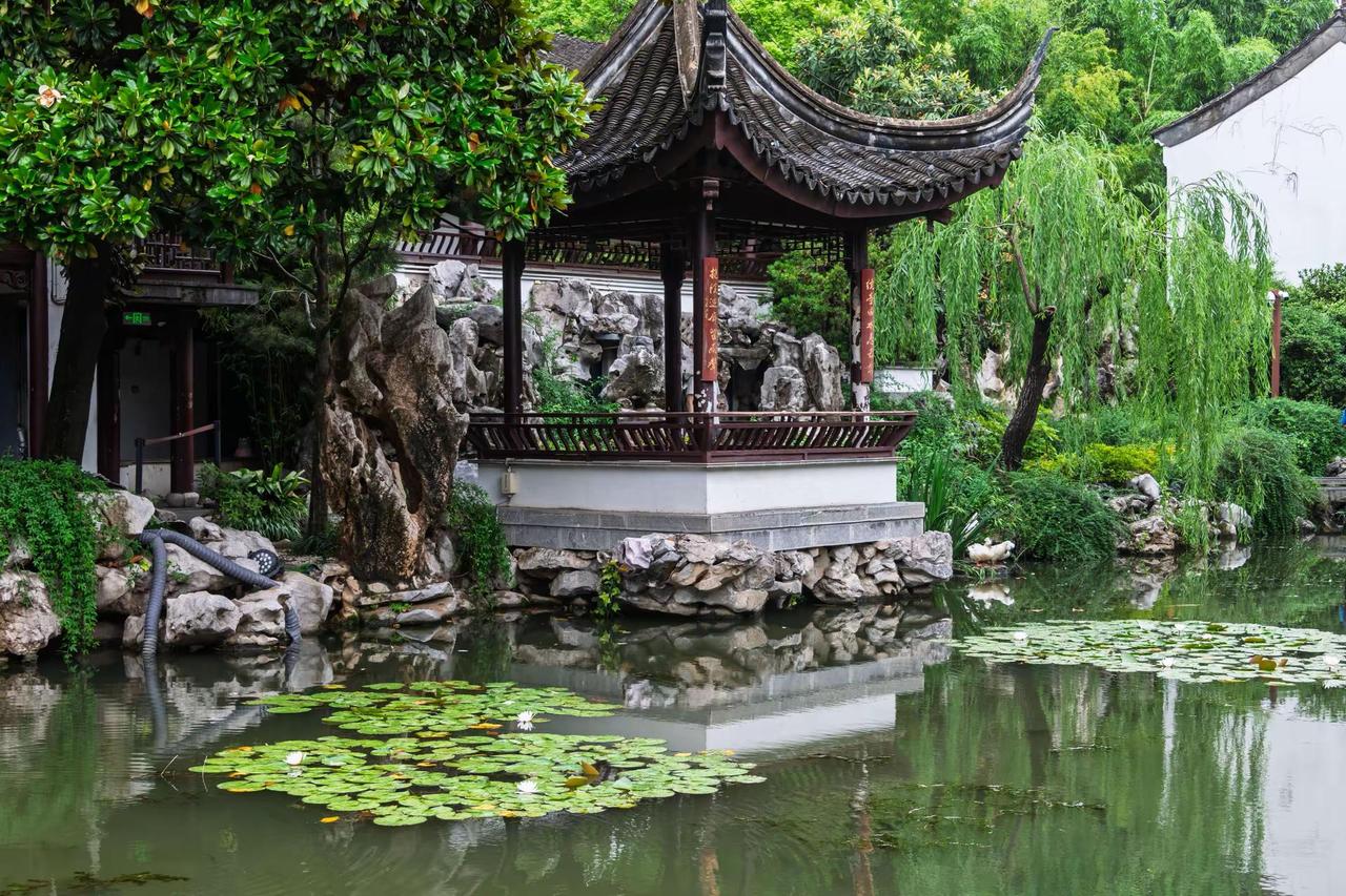 南京瞻园。南京瞻园园林独有的东方美学 园林美学 江苏古典园林 邂逅江南园林的诗意