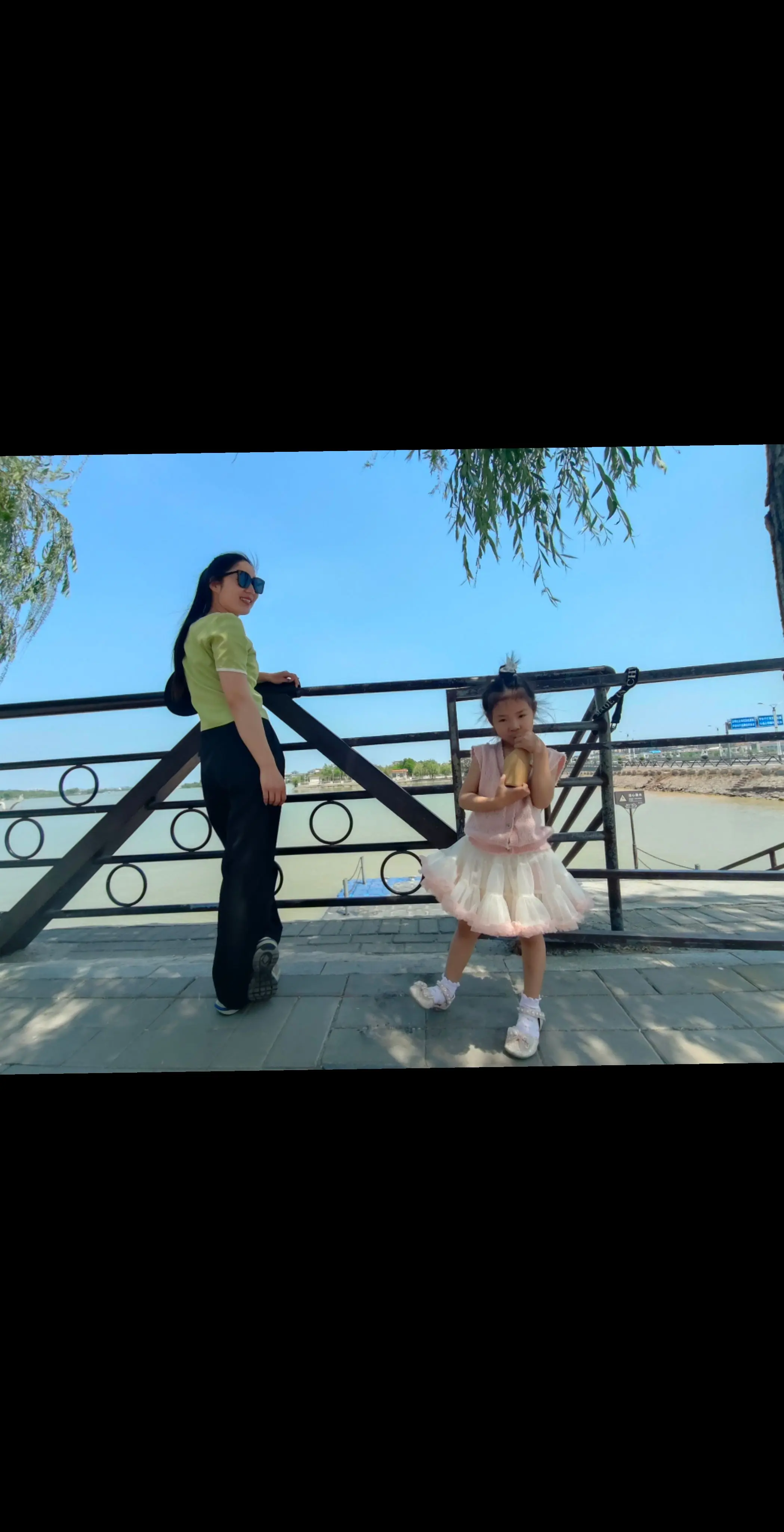 焦虑个毛线啊，都这个年纪了，得不到的都不要，不好的就扔掉，整理一下自己...