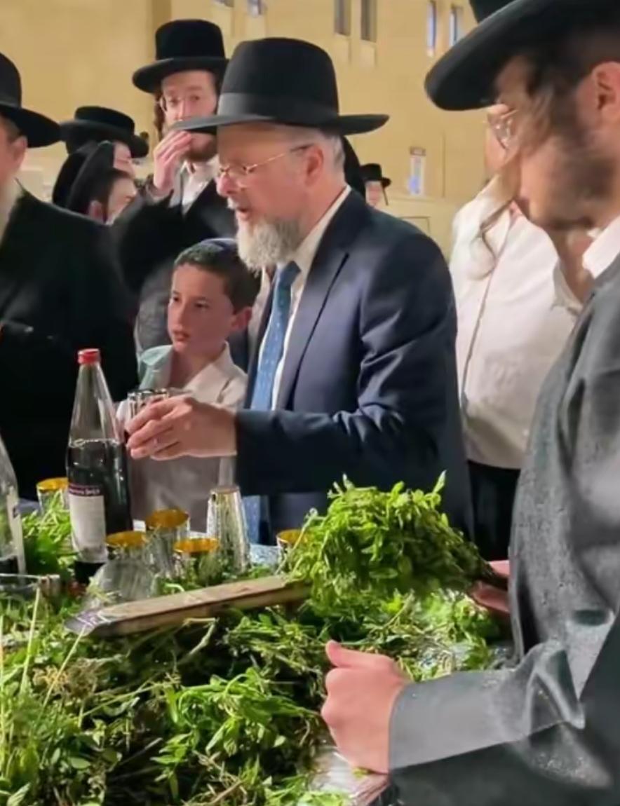 中东战败即灭顶？美国犹太财团，或将成内部矛盾的“替罪羊”
 
要是美国这次在中东