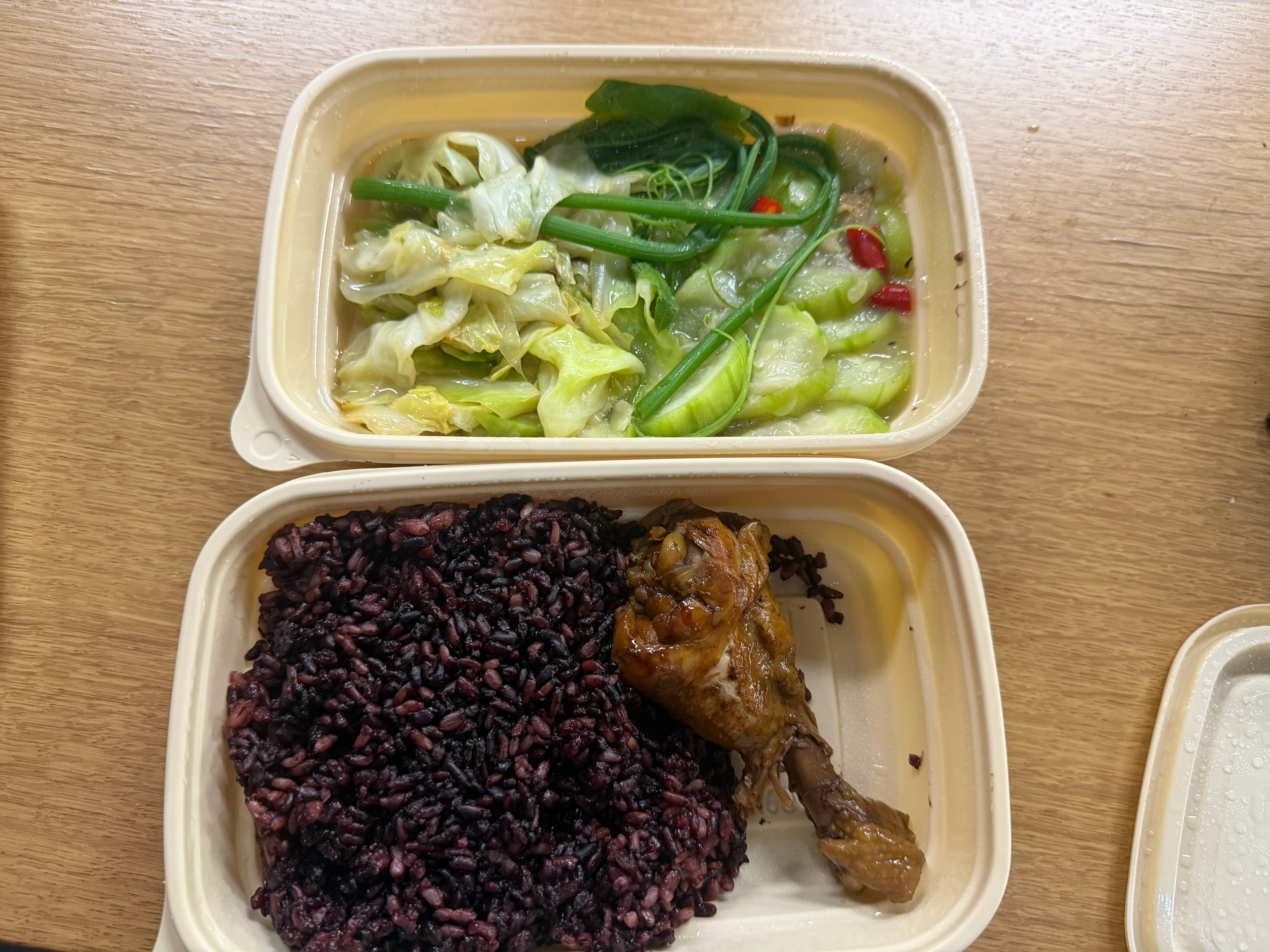 两天的放纵餐中午开始干净饮食 