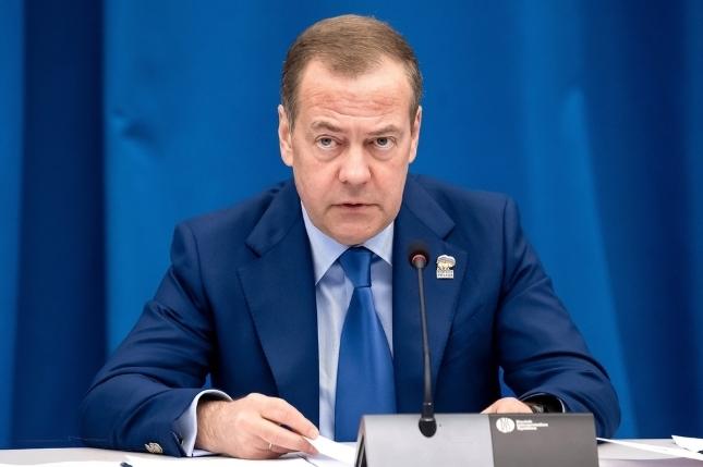 梅德韦杰夫说的是大实话：美国在中东的军事基地只保护以色列，对其他海湾国家来讲不是