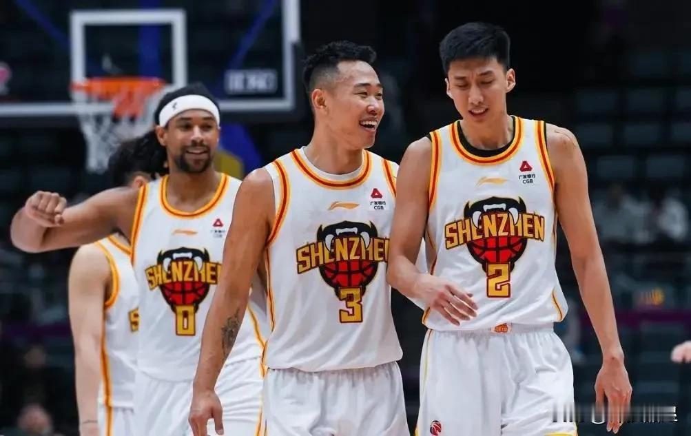 深圳队今晚以94：99输给了北控，前两回合双方战成一平。帮深圳找找输球理由：
1