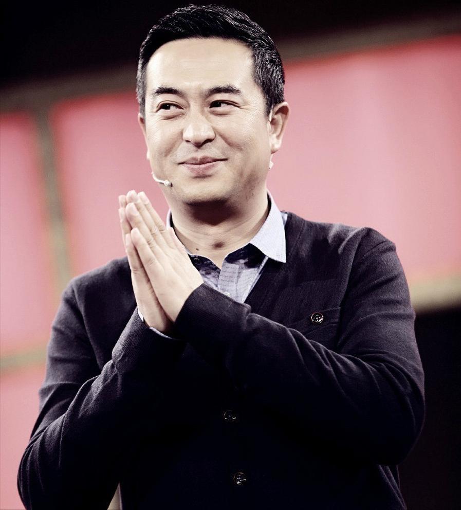 2025年，张嘉译拿到《主角》剧本，他第一个电话就打给好友孙浩，第二个电话就打给