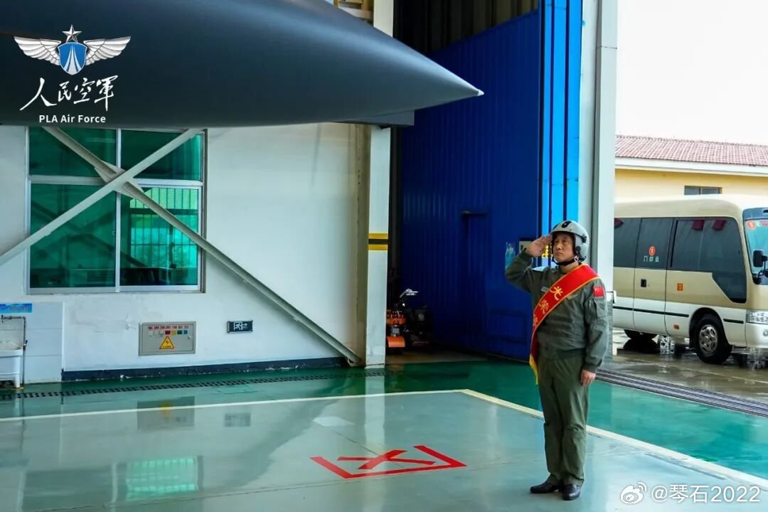 有战必回！告别的季节总是很伤感！大战在即，他们时刻准备着！国家和人民需要PLA中