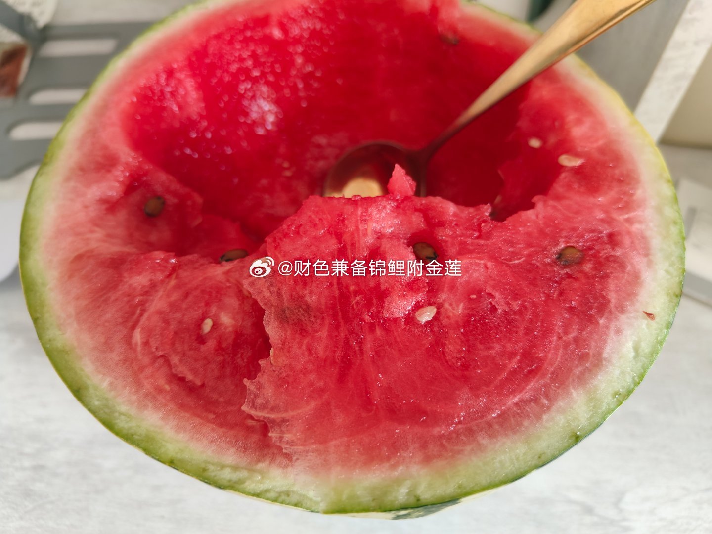 老大，你说一顿干四斤西瓜真的能瘦吗 