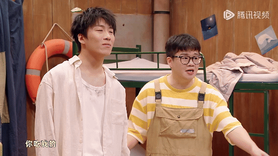 《天放的方舟》笑点里藏满感动！天放躲船避末日，酷滕默默包办一切，救小狗时的奋不顾