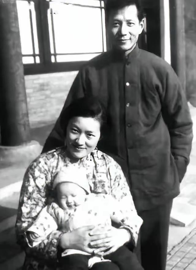 王铎：洪晃一家亲