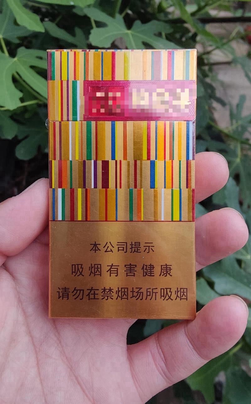 网友称禁止吸烟标语旁免费发打火机魔怔了，有没有可能，不是“禁止吸烟标语旁免费发打
