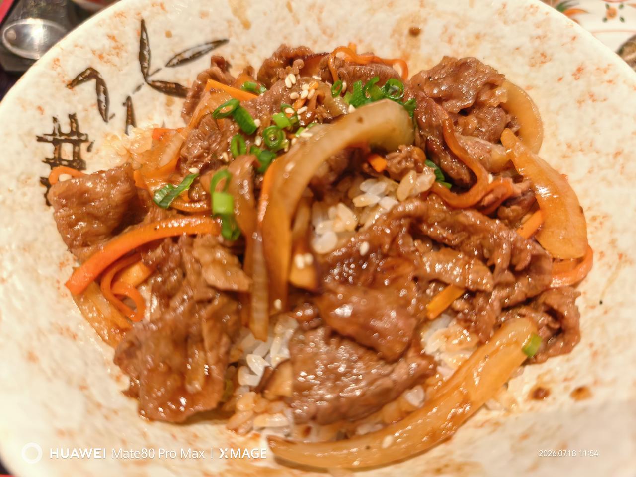 【大部分喜欢生食是心理暗示的结果】

昨天中午吃饭，安排了日餐，其实和西餐相比，