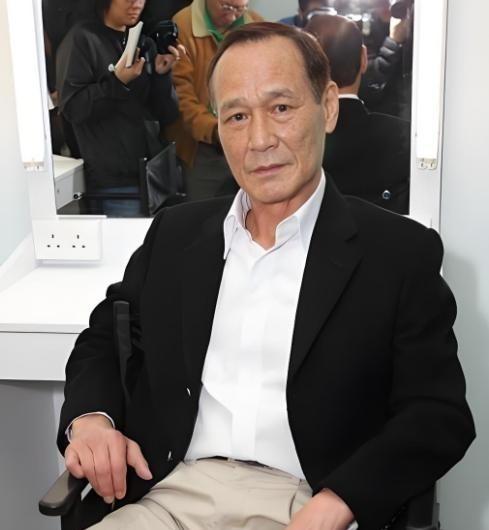 1988年，警察从陈惠敏的家中搜查出2支手枪，200发子弹，就在警察要将陈惠敏带