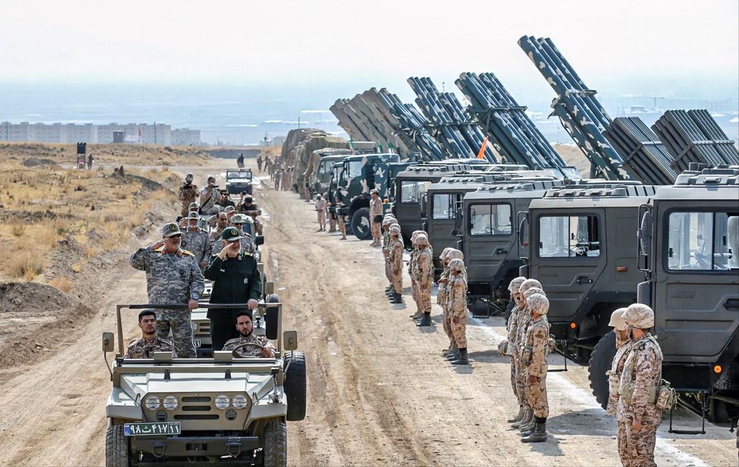 一觉醒来，伊朗竟然主动为美国准备了协议。面对美国强硬态度、随时可能针对伊朗发动军