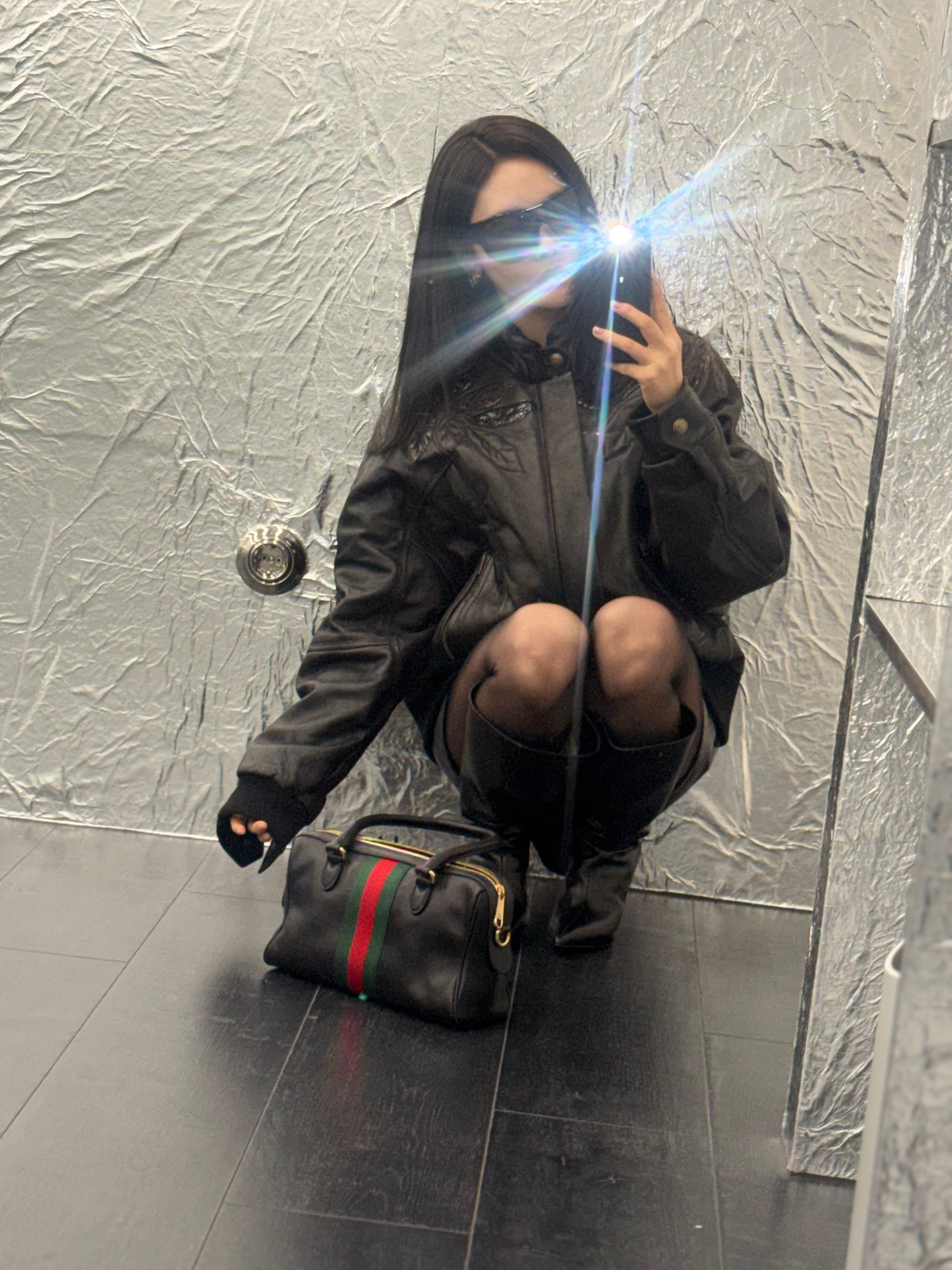 飞机上睡个好觉 .宁艺卓 GUCCI.宁艺卓GUCCI米兰时装周