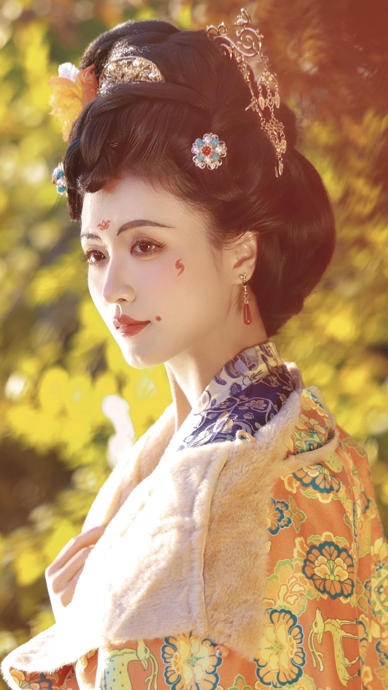 Bgm一响，感觉昭君要出塞了…
