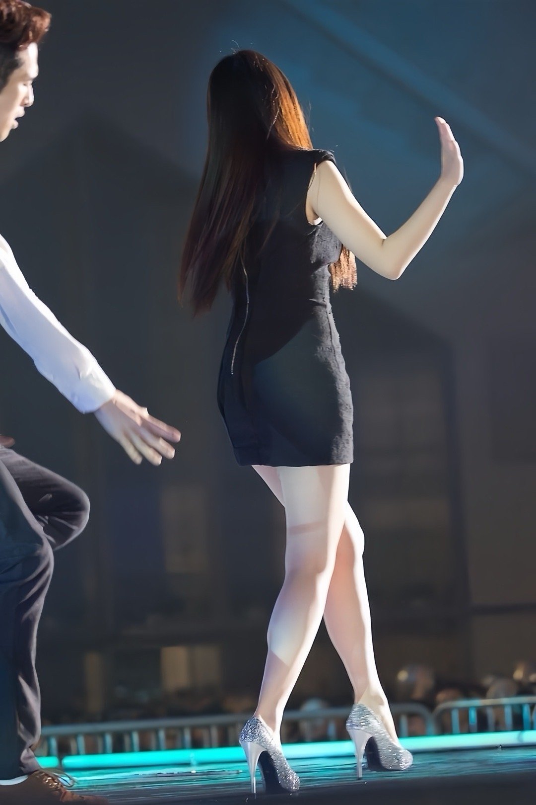 李知恩iu肉腿也是很经典啊 ​​​