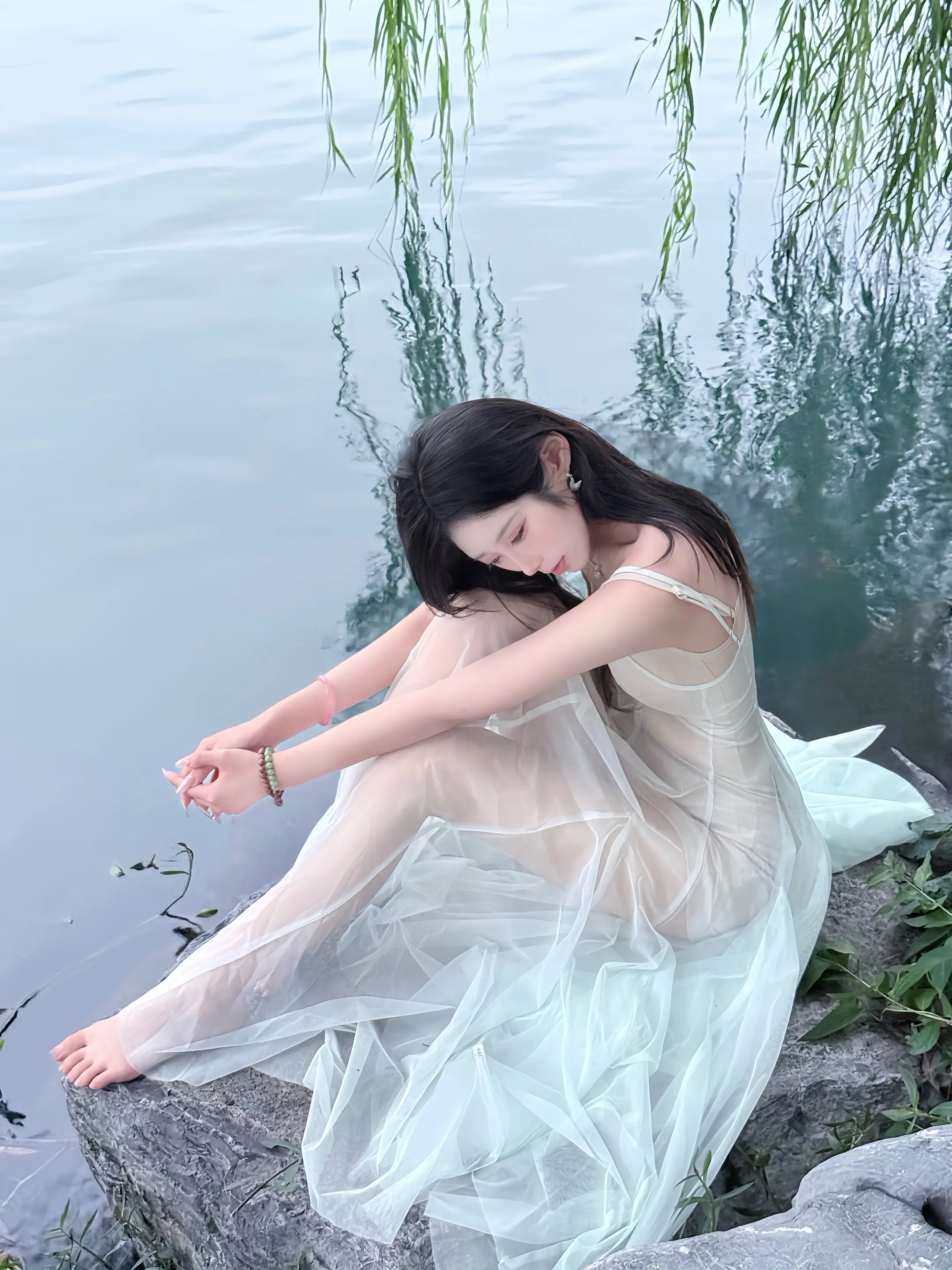 庭中三千梨花树 再无一朵入我心