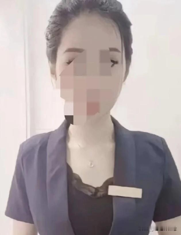 这下彻底出名了
全国人民都知道了！
付婷婷拼尽全力，33岁当上金店副店长，店铺业