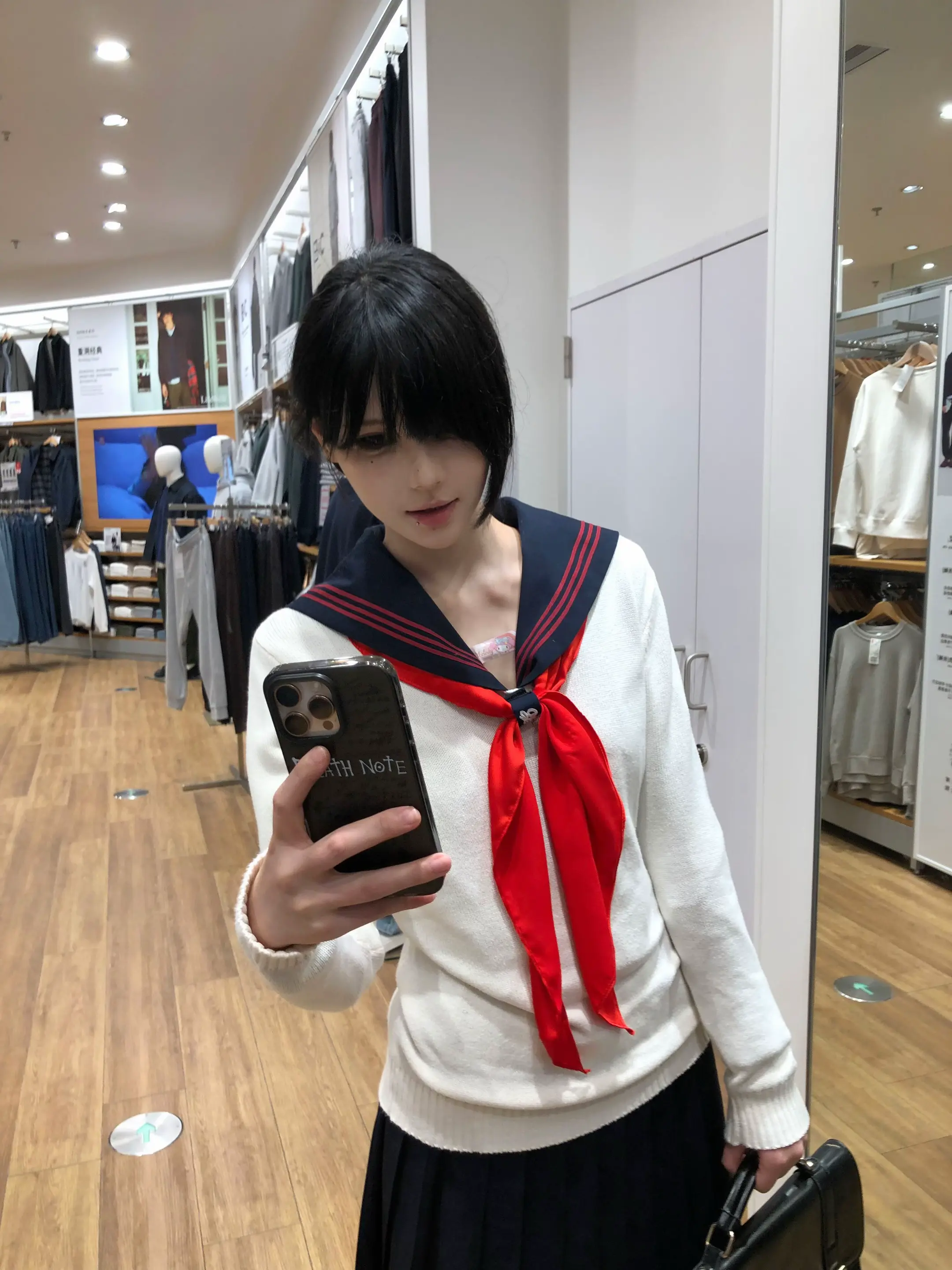 好吧好吧 红领巾也很萌不是吗