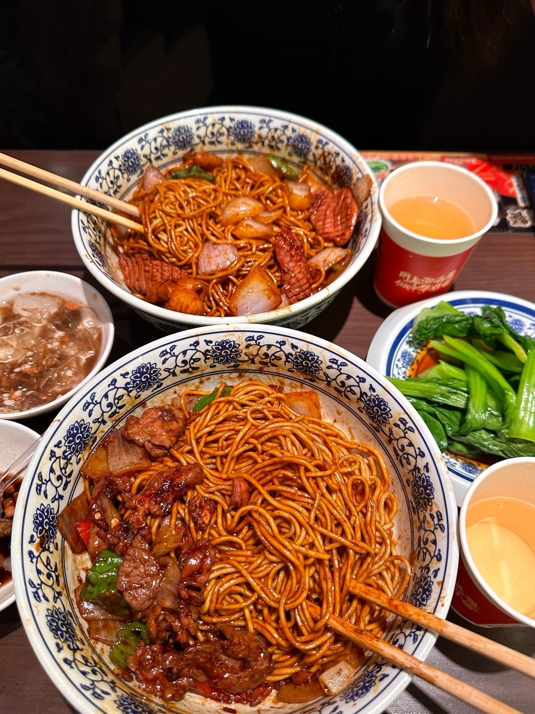 如果幸福是一碗面 那有人陪我就是双倍幸福🥰🫧🌟🍜 ​​​