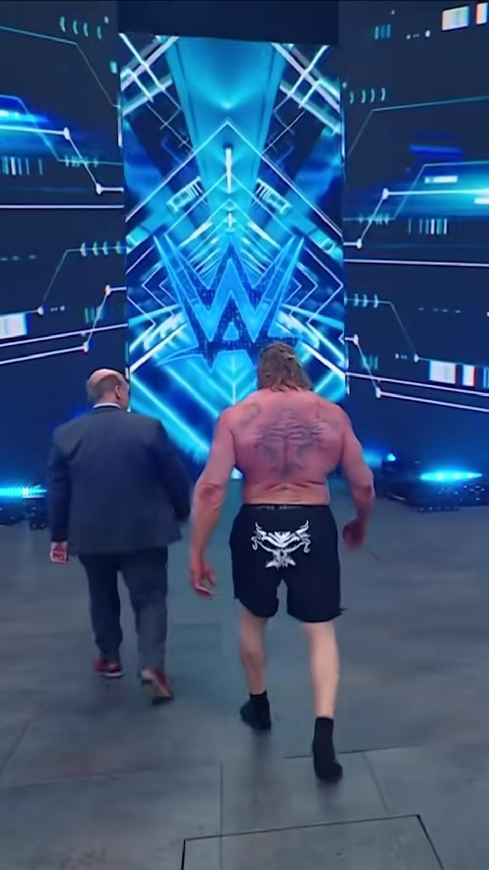 你到底要干什么，HHH？ 