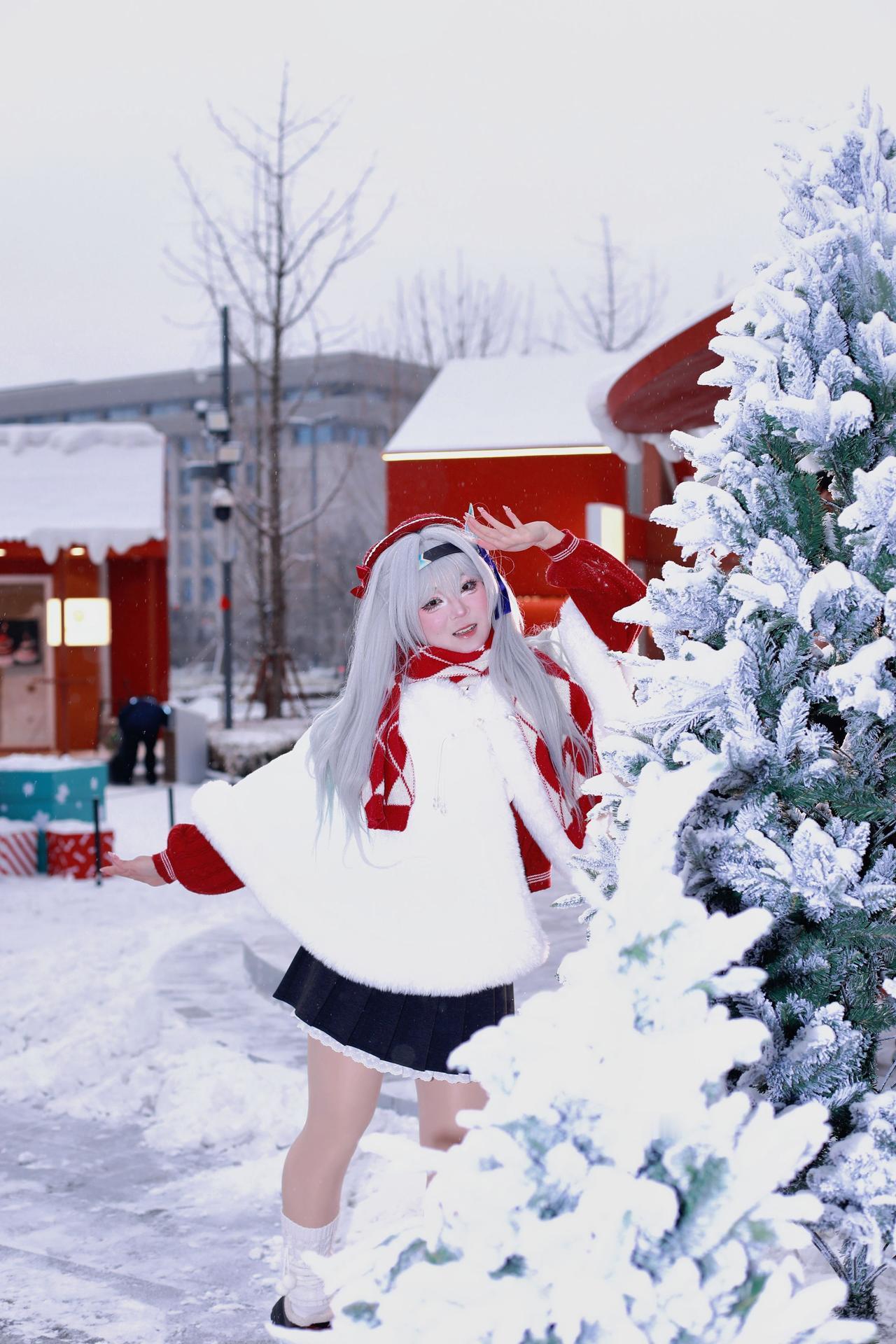 太原人像摄影约拍跟拍万象城雪天人像原创原图直出照片见一见客片分享 人像写真 我的