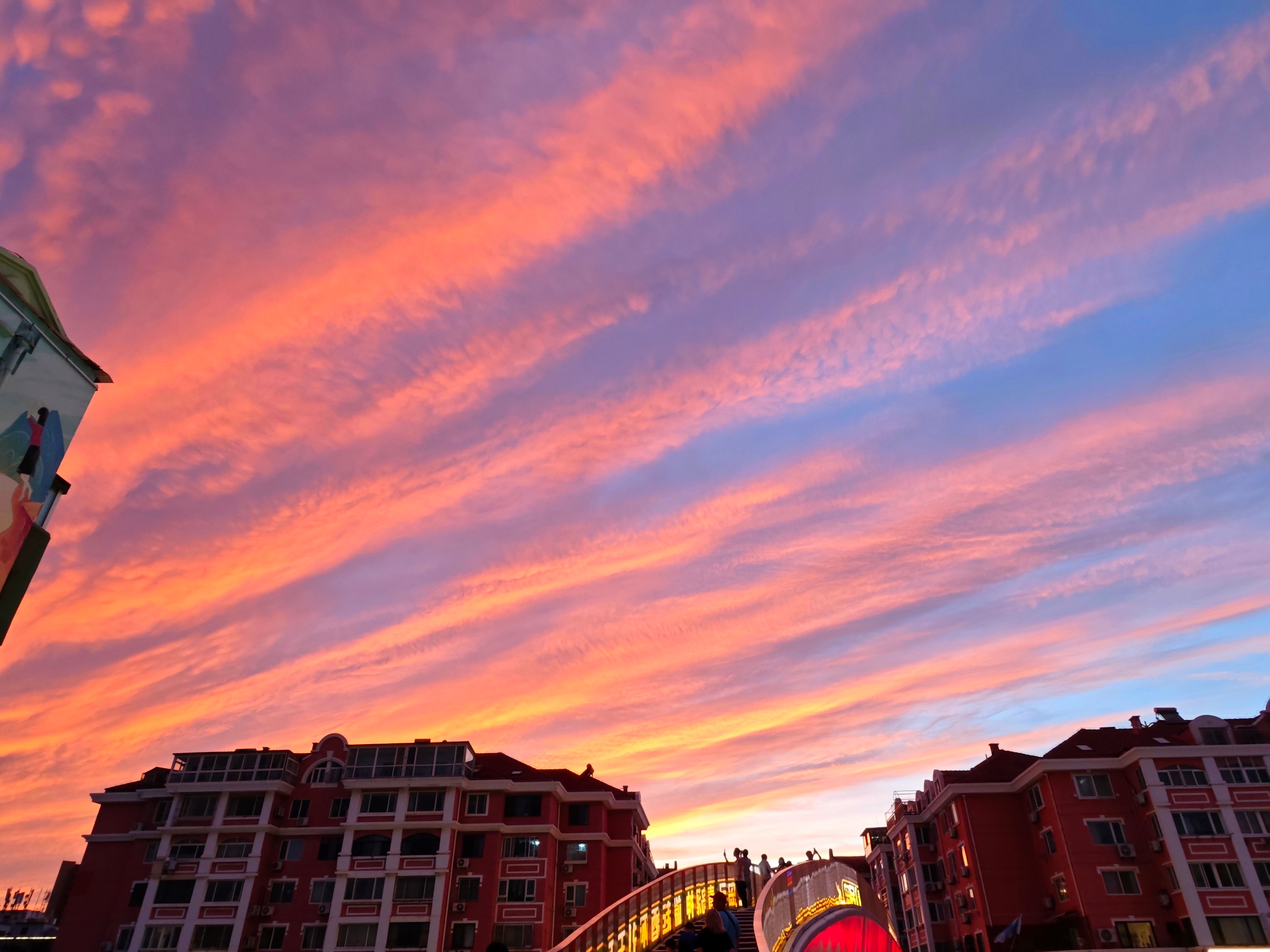 晚风轻拂 晚霞尤美🌆🌅🌇📸vivo随手拍今日小确幸日落收集计划今日晚霞