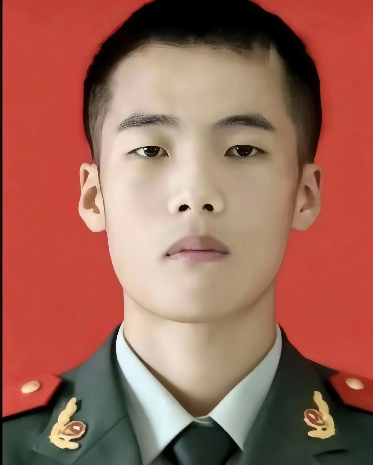 徐鹏龙（2000年3月—2019年3月31日），男，汉族，山东省临沂市费县同庄村